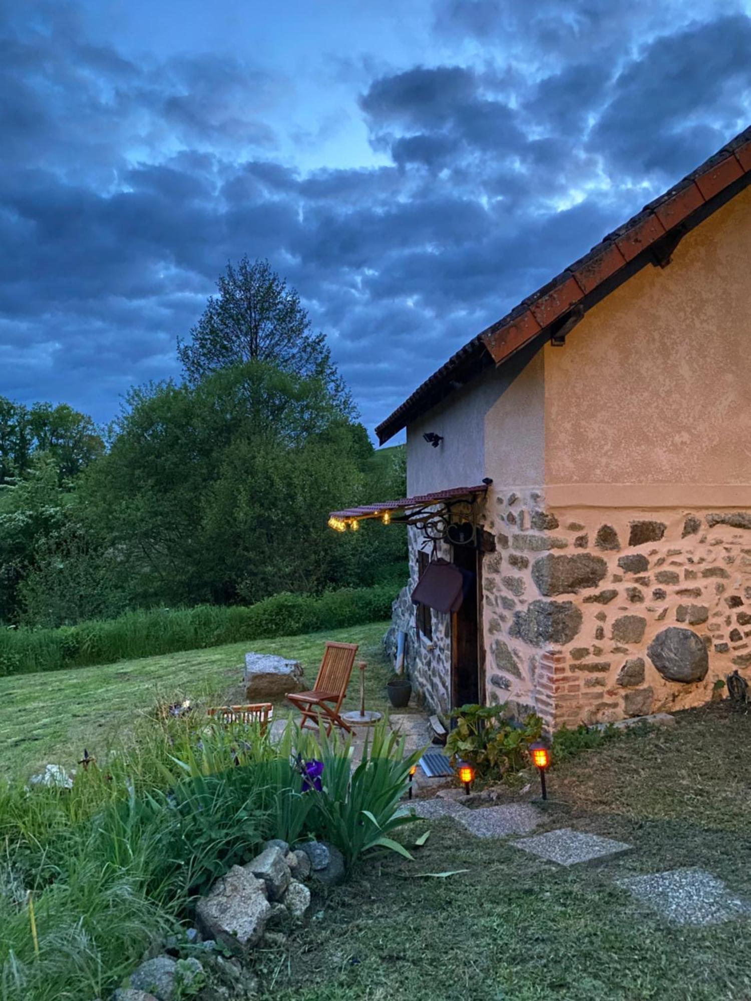 Maisonnette Chaleureuse De 35M2 Miremont  Екстер'єр фото